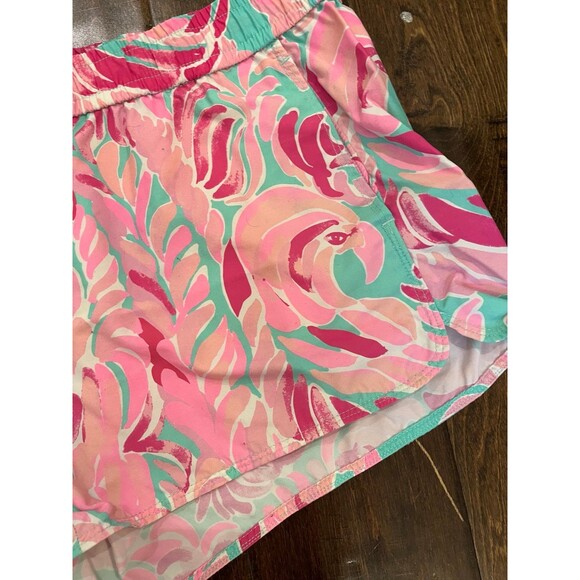 Lilly Pulitzer Luxletic Love Birds Runaround Pull on Shorts size Medium - Picture 7 of 10